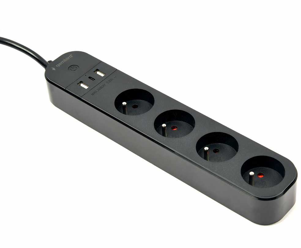 Gembird „Tuya 4xfr“ išmanusis maitinimo blokas, 2xUSB-A, 1xUSB-C, juodas