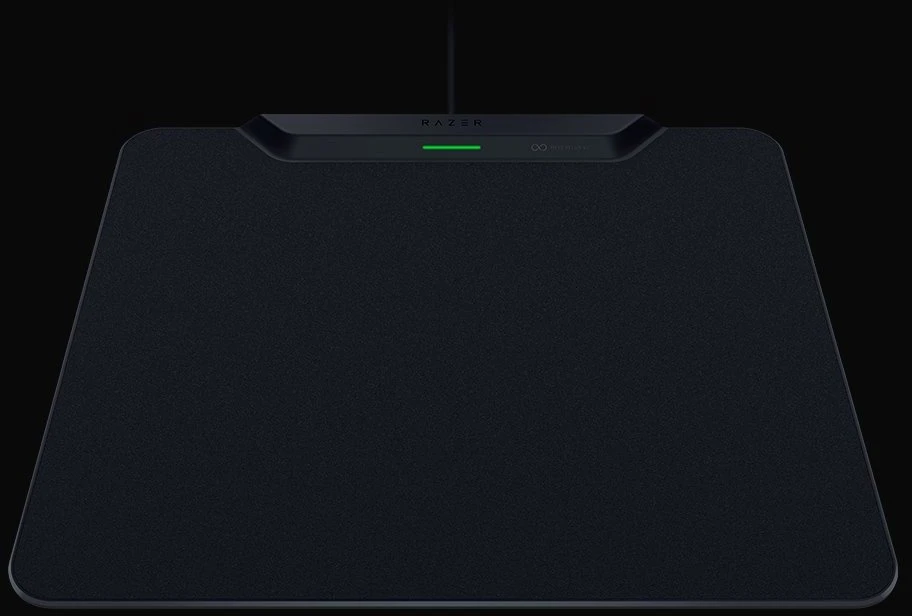 Razer | Wireless Charging Pelės kilimėlis žaidimams and Puck, Hard Edition | HyperFlux V2 Wireless Charging System | Pelės kilimėlis žaidimams | 360 x 311 mm | Juodas