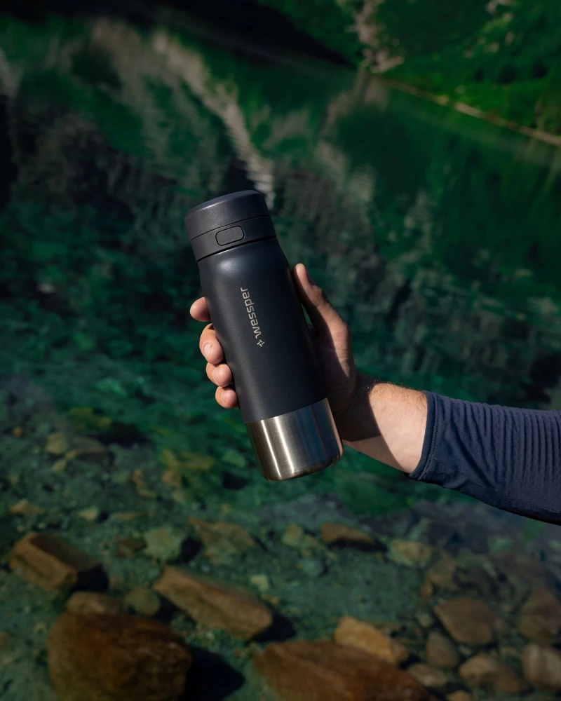 Gertuvė „Wessper B2“ nerūdijančio plieno „Actitex™“ filtro butelis, 700 ml, juodas (WES276-700-BK_K)