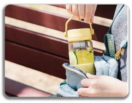 Mellow Yellow Mellow Geltona BUYDEEM Stiklinė gertuvė su arbatinuku 300ml, modelis DG42, spalva