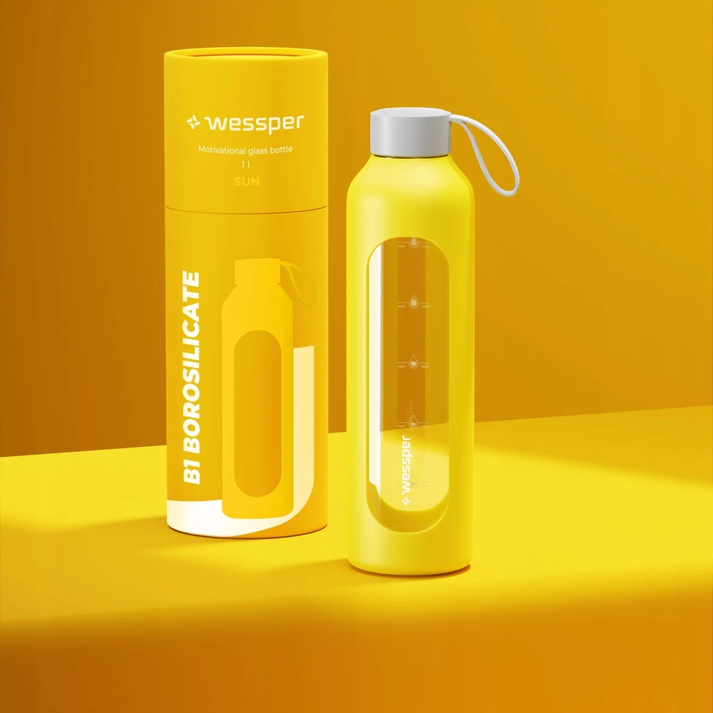 Gertuvė Wessper B1 motyvacinis 1000 ml stiklinis buteliukas su matavimo taurele, skirtas fitnesui, užplombuotas