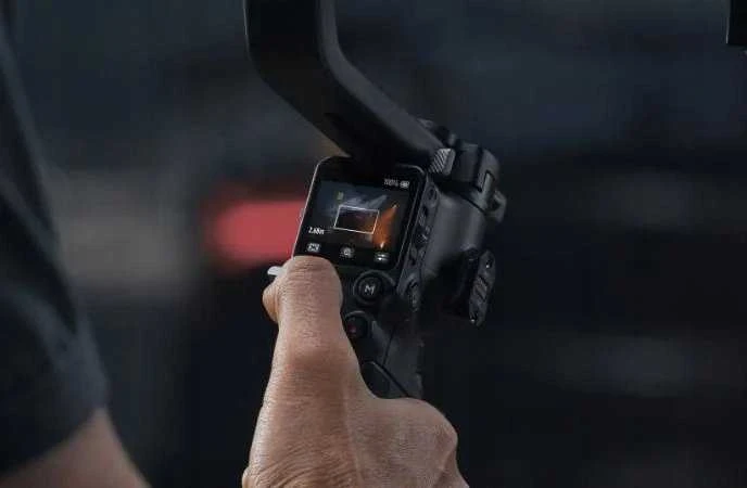 DJI RS 4 komplektas