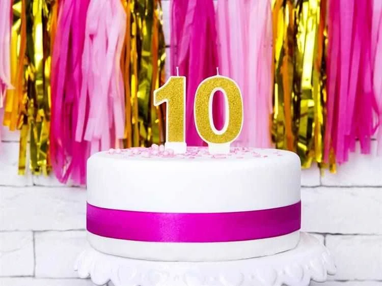 PartyDeco Gimtadienio žvakutė nr 0 auksinė blizganti 7cm