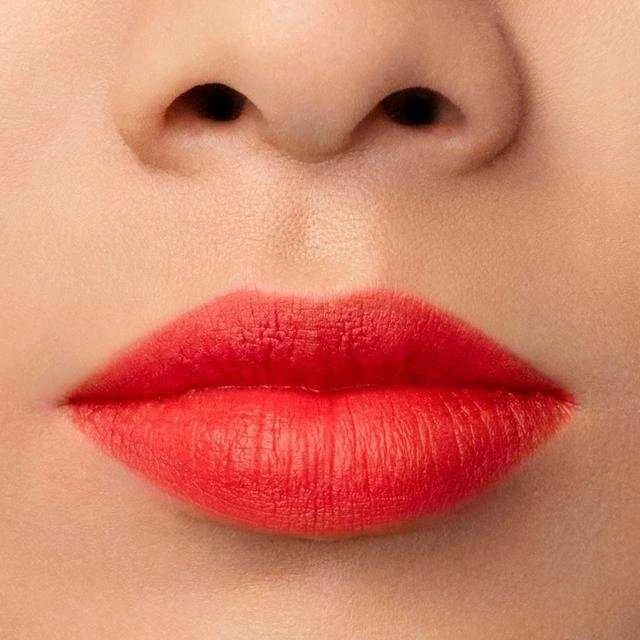 Giorgio Armani Lip Magnet Liquid Lipstick 304 Scarlet 3.9 ml