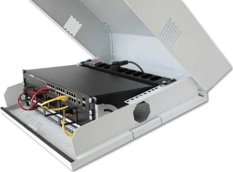 Techly Spinta sieninė 19'' 3U (101768)