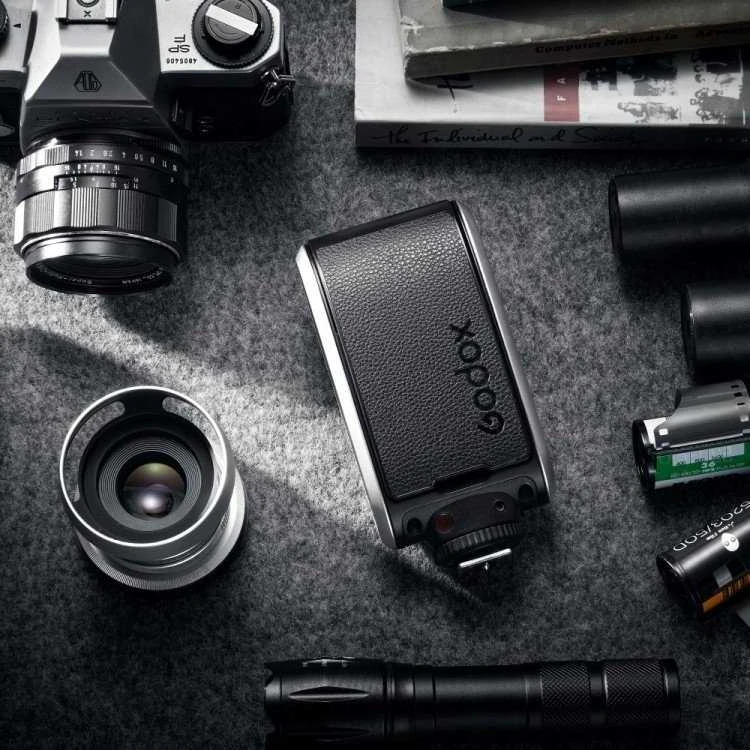 GODOX LUX Senior Retro Flash