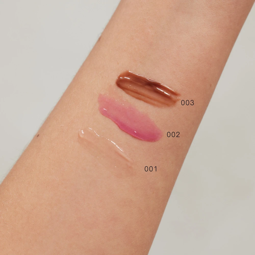 Gosh Lip Glaze Allergy Certified Long-lasting shine Lūpų blizgis 001 Shocking Rožinė 5.5 ml