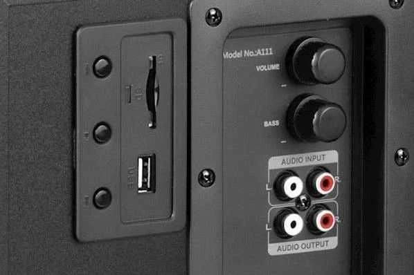 Kompiuterio kolonėlės Fenda F&D A111X 2.1 daugialypės terpės garsiakalbiai, 35 W RMS (11 Wx2 + 13 W), 2x4 colių palydovai + 4 colių žemųjų dažnių garsiakalbis, BT 5.0 / AUX / USB / FM / nuotolinio valdymo pultas / medinis / Juodas