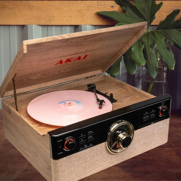 Gramofonas Akai GRAMOFON AKAI ATT-300CC
