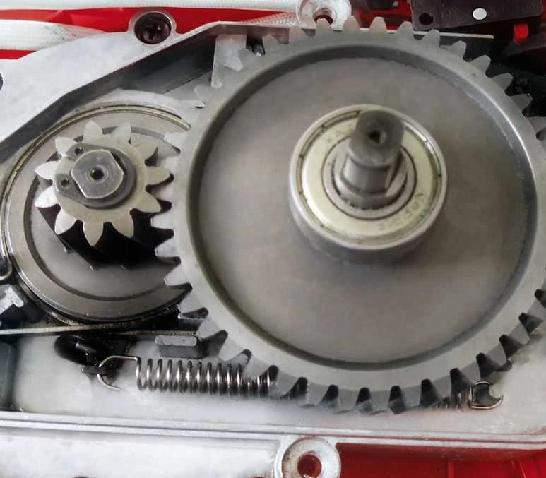 Elektrinis grandininis pjūklas Einhell GH-EC 1835
