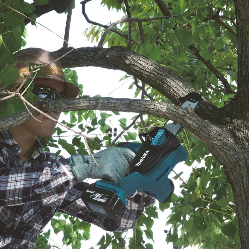 Grandininis pjūklas Makita DUC122Z Cordless chain saw, 18V Li-ion, be akumuliatoriaus ir kroviklio