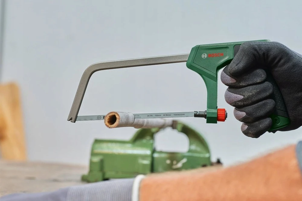Stabilus Bosch rankinis pjūklas 150mm
