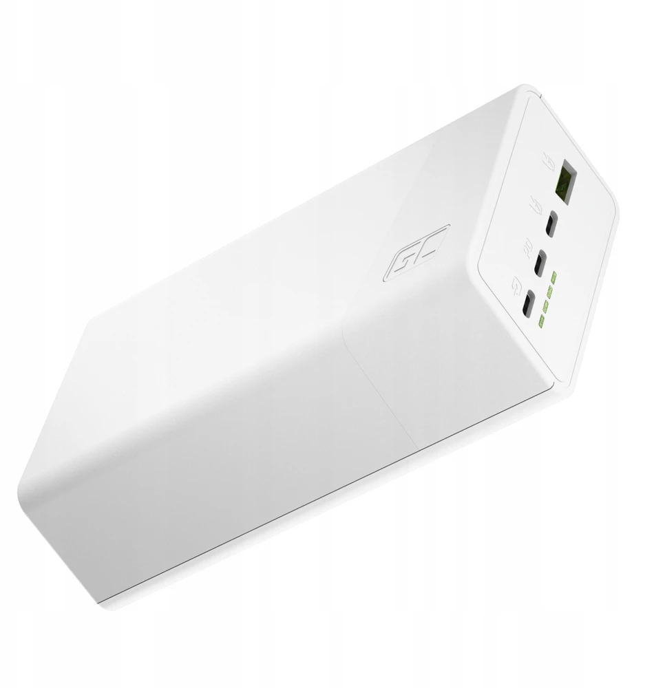 Green Cell Žalias Cell Greencell PowerPlay 30 – balta išorinė baterija, kurios talpa 30 000 mAh, 22.5 W, 4 prievadai
