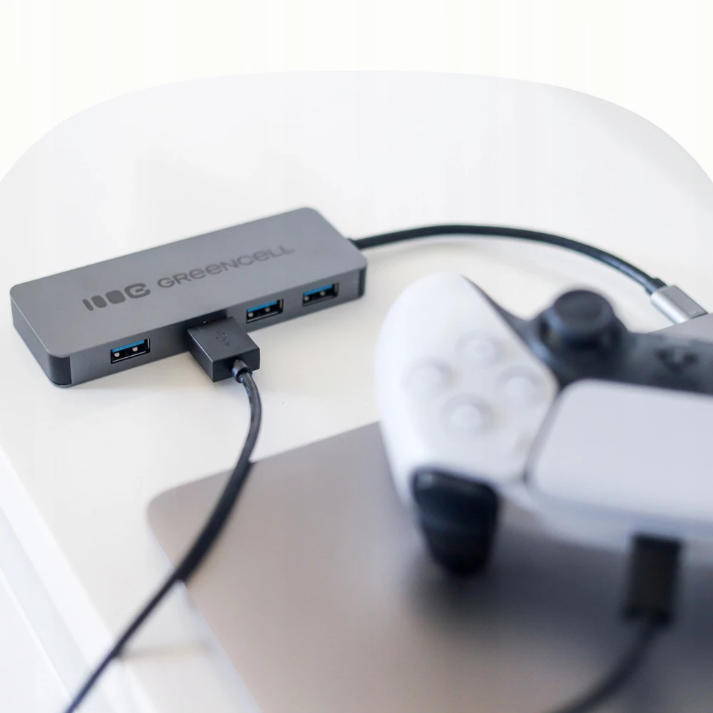 Green Cell Žalias Cell Adapteris Basic HUB Greencell USB-C 4in1 (4×USB-A 3.0) – greitas perdavimas iki 5 Gb/s, aliuminio korpusas
