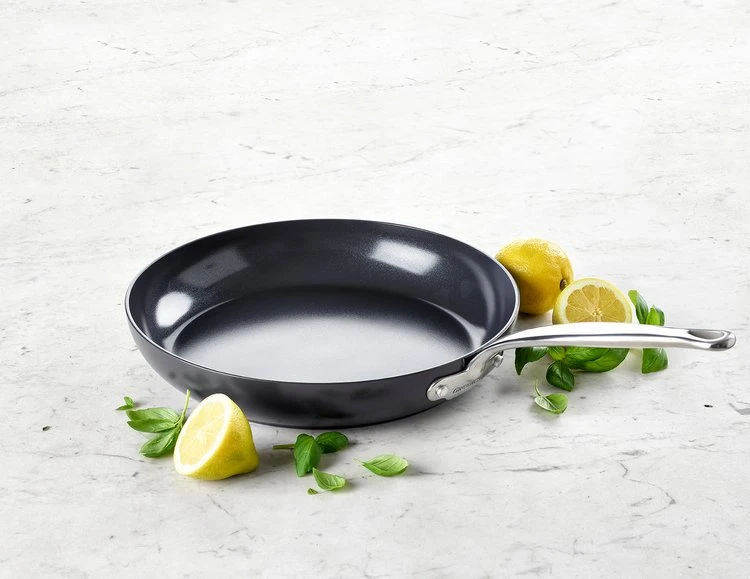 Green Pan Žalias Pan „GreenPan Barcelona Pro“ keptuvė, 32 cm, juoda
