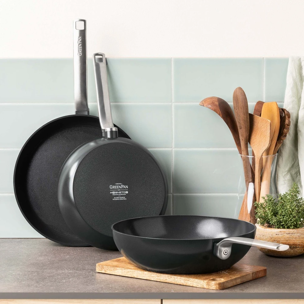 Green Pan Žalias Pan GreenPan Evolution Wok keptuvė 28 cm, juoda