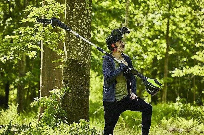 60V "DigiPro" 25 cm (10″) akumuliatorinis lenktinis pjūklas
