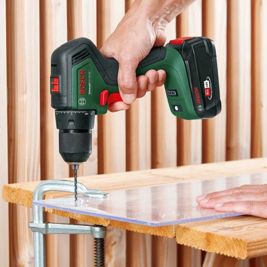 Bosch UniversalDrill 18V-60solo Akum.suktuvas