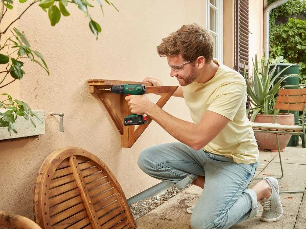 Bosch EasyImpact 18V-40solo Akum.smūginis gręžtuvas
