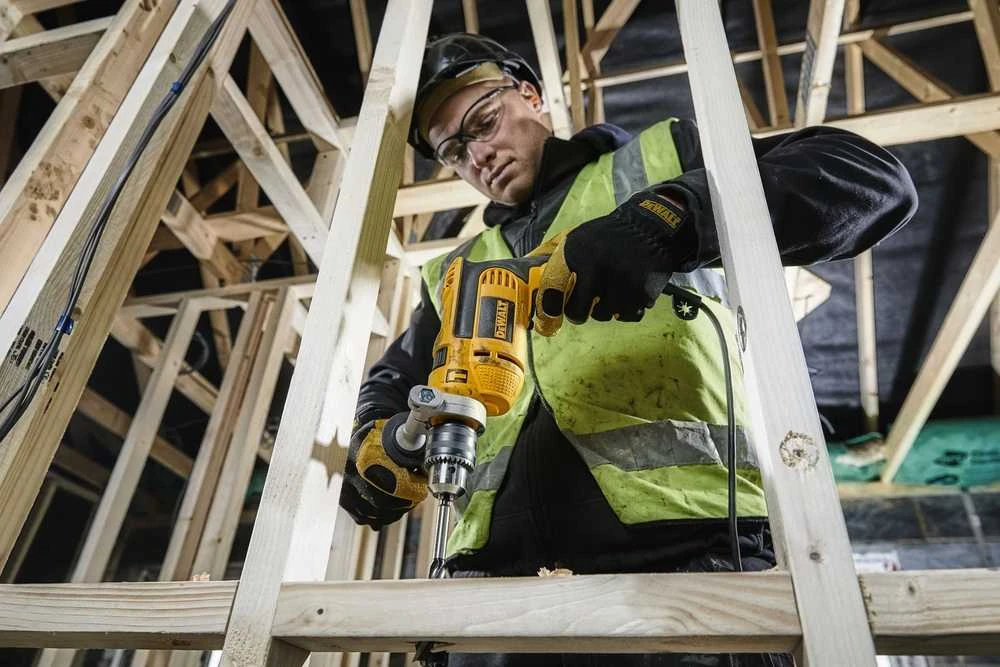 Gręžtuvas Dewalt DWD024 650W smūginis