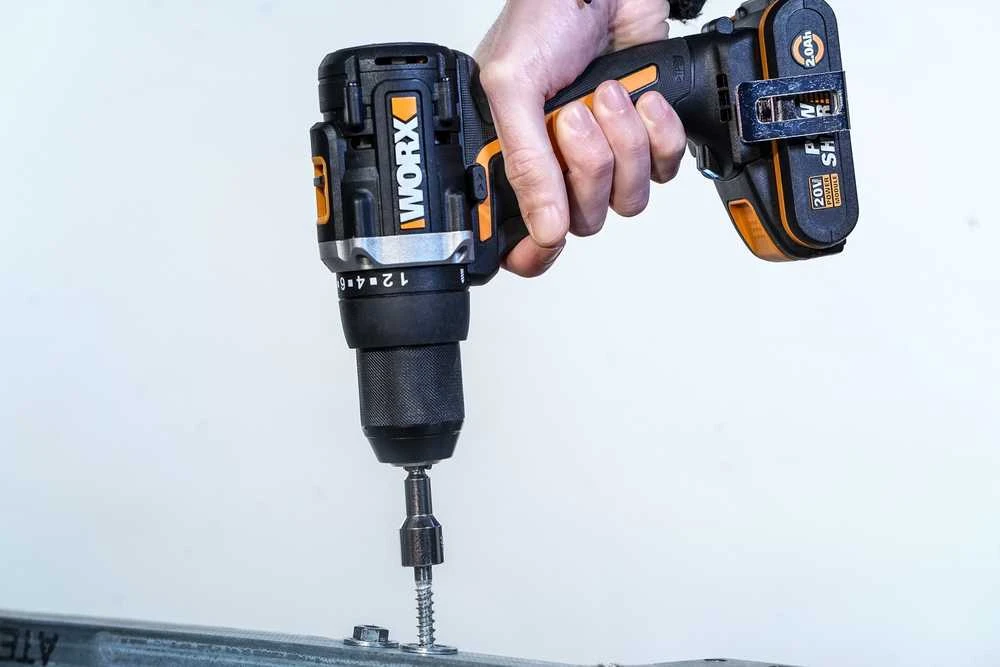 Akumuliatorinis suktuvas-gręžtuvas Worx WX102; 20 V; 2x2,0 Ah akum.