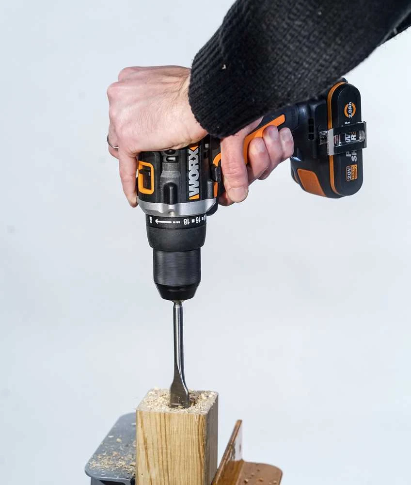 Akumuliatorinis suktuvas-gręžtuvas Worx WX102; 20 V; 2x2,0 Ah akum.