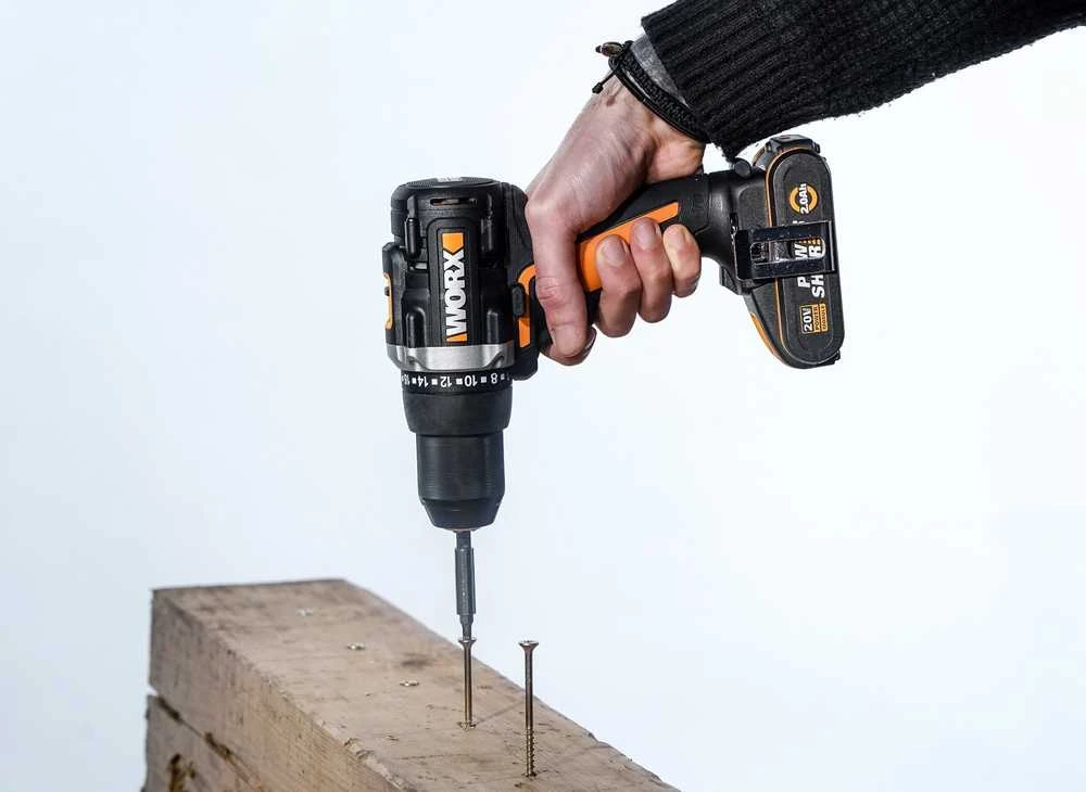 Akumuliatorinis suktuvas-gręžtuvas Worx WX102; 20 V; 2x2,0 Ah akum.