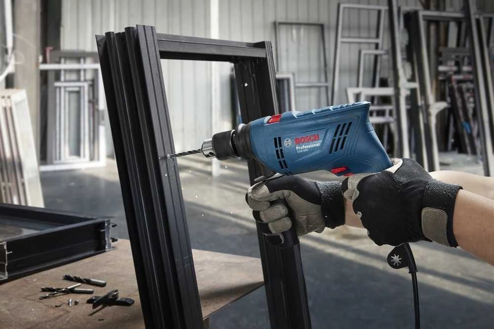 Elektrinis smūginis gręžtuvas Bosch GSB 600; 600 W