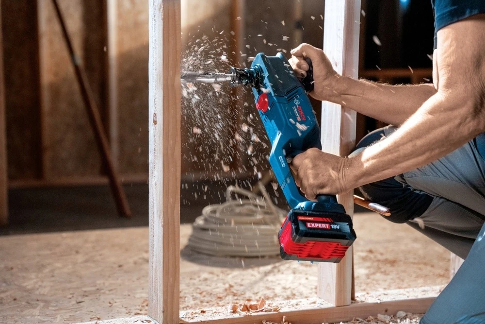 Akumuliatorinis kampinis gręžtuvas Bosch GRD 18V-127 HX Solo,CT