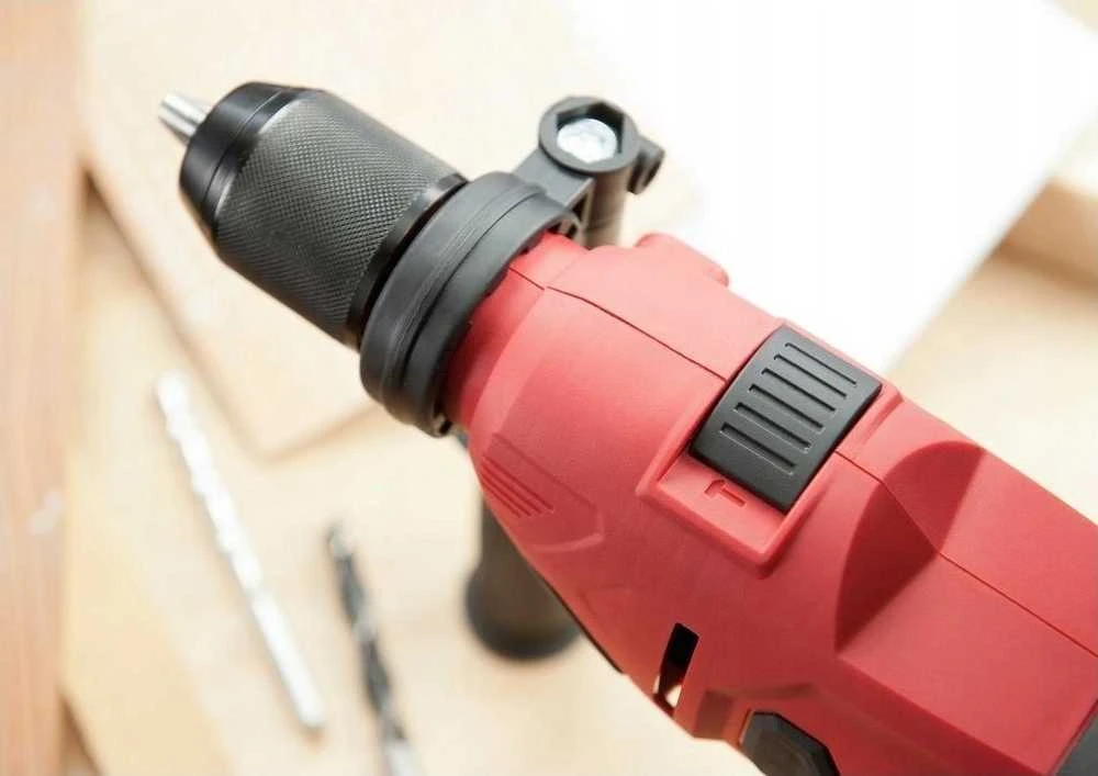 Skil Red Elektrinis smūginis gręžtuvas Skil 6725 AA; 710 W