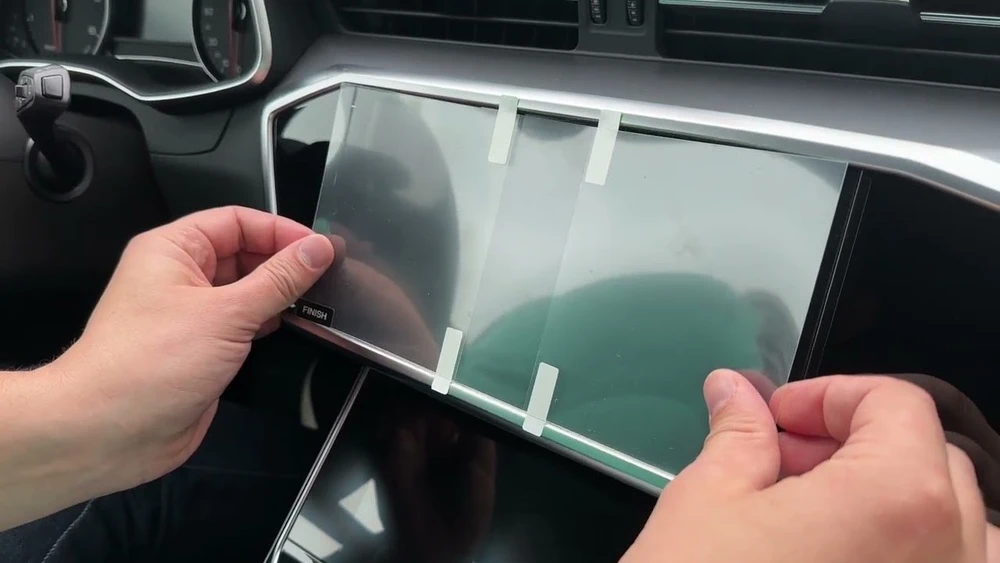 GrizzGlass Keraminė plėvelė GrizzGlass CarDisplay Protection, skirta Jetour T2 15,6'' (2025-2026) [2w1]
