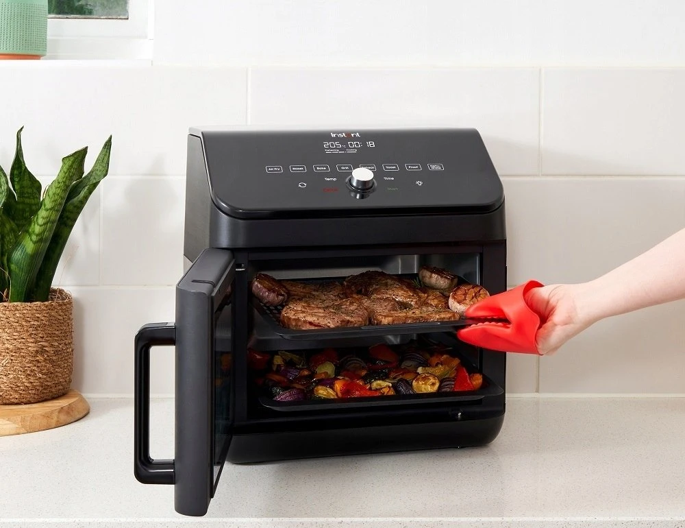 Instant Pot karšto oro gruzdintuvė 13 l, 1700 W su iešmu 140-4101-01-EU