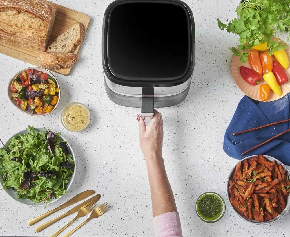 Russell Hobs Karšto oro gruzdintuvė Russell Hobbs SatisFry 27610-56, juoda