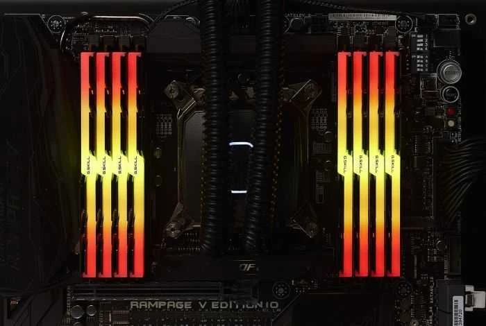 G.Skill Trident Z RGB F4-3600C18D-32GTZR atminties modulis 32 GB 2 x 16 GB DDR4 3600 MHz