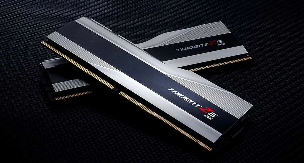 RAM G.Skill | Trident Z5 RGB | 32 GB | DDR5 | 6000 MHz | PC/serveris | Registered No | ECC No