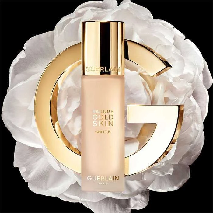 Guerlain Parure Gold Skin Matte Makeup moterims, 35 ml