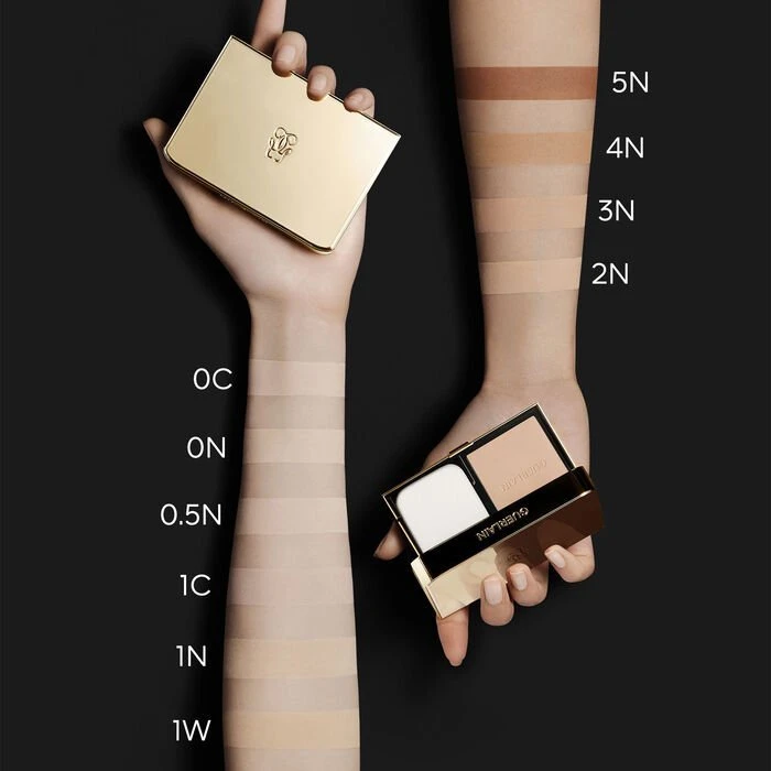 Guerlain „Parure Gold Skin Control“ matinį efektą suteikiantis kompaktiškas makiažo pagrindas – papildymas 2N neutralus 8,7 g