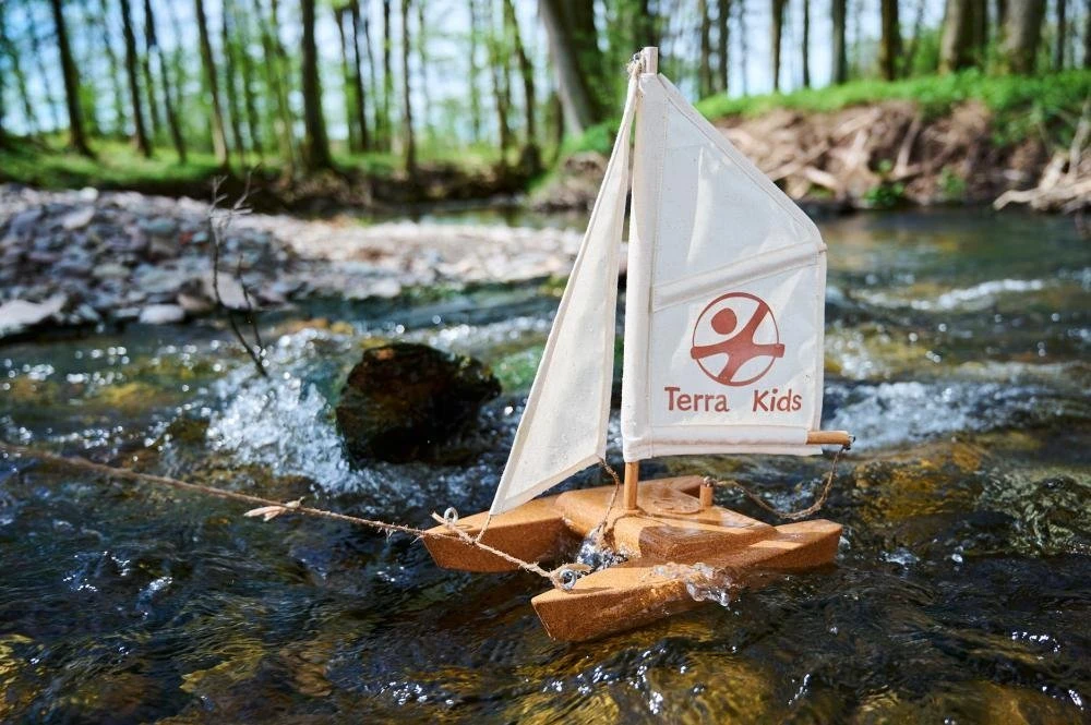 Haba Terra Kids catamaran kit, experiment kit