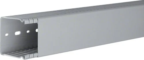 Hager Polo BA66006007030B tehaselito šukuotas kanalas BA6 60x60mm PVC pilkas BA66006007030B /2m/