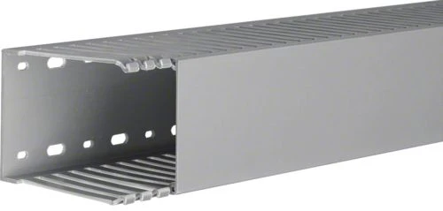 Hager Polo DNG10007507030B tehaselito šukuotas kanalas DNG 75x100mm PVC pilkas DNG10007507030B /2m/