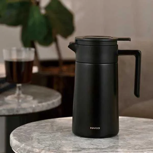 HARIO thermal serveris with ceramic coating juodas 600ml