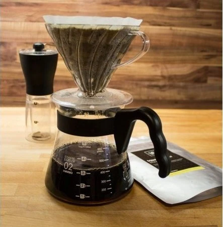 HARIO V60-02 skaidraus plastiko lašintuvas