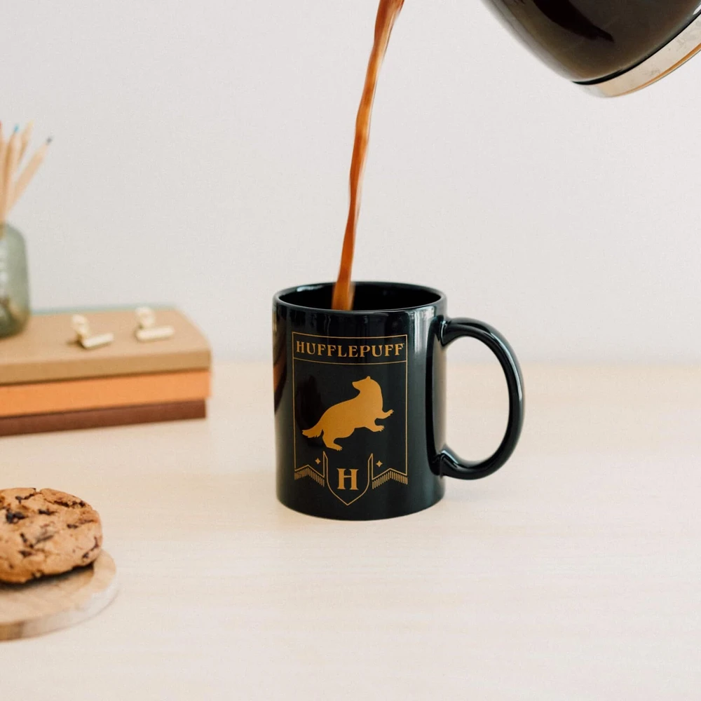 Harry Potter Haris Poteris - Keraminis puodelis dovanų dėžutėje 350 ml Hufflepuff