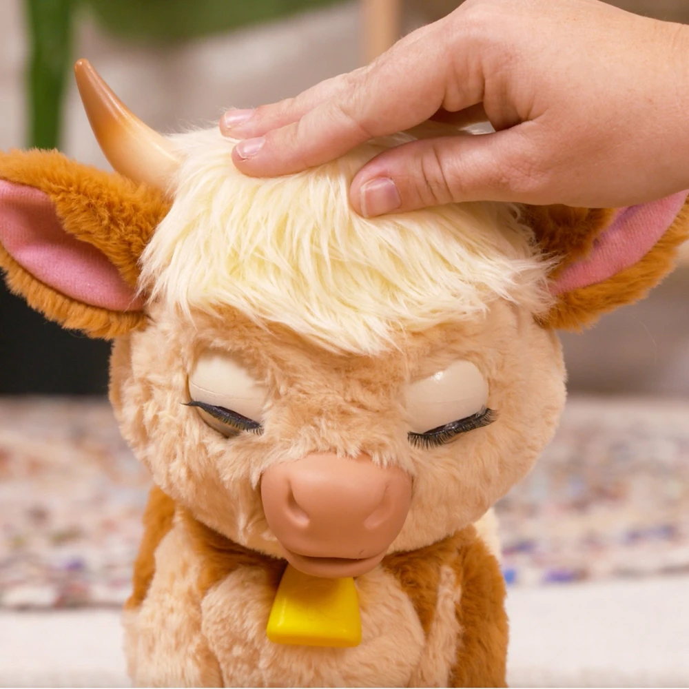 Interaktyvi pliušinė karvė Hasbro FurReal Maggie The Feed and Follow Cow