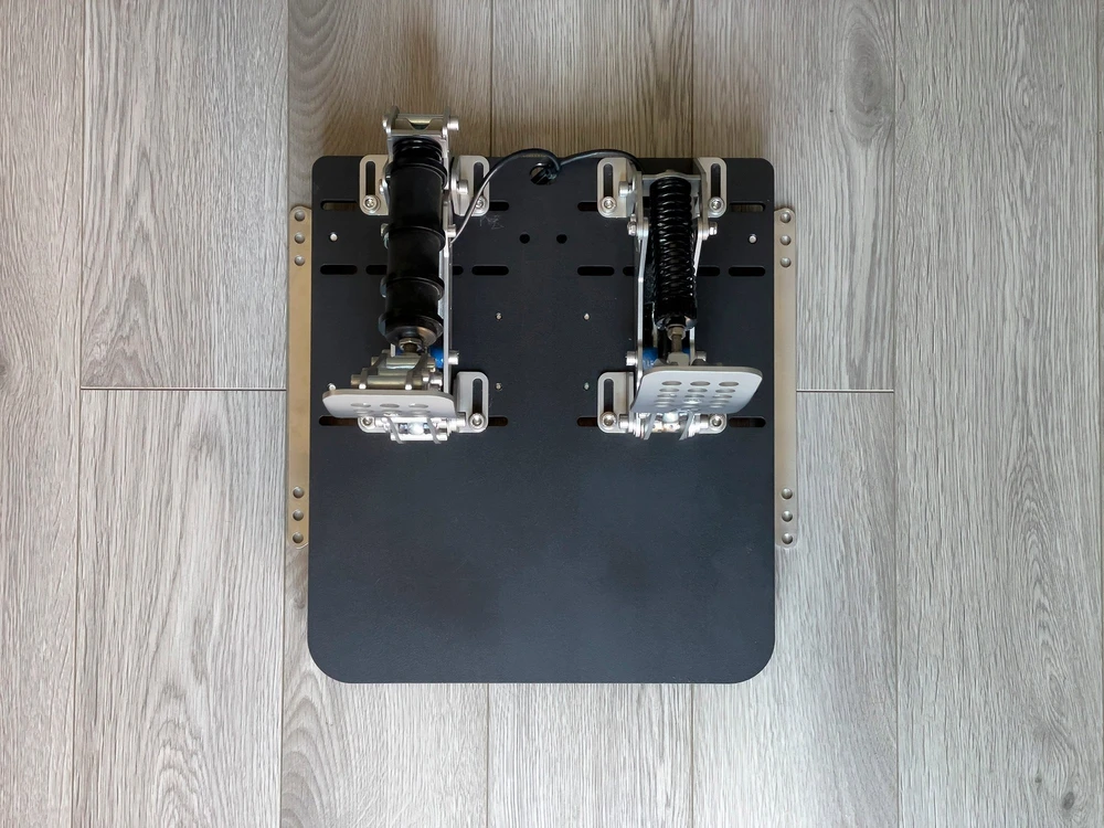Heusinkveld Rinkinys pedals Sim Pedals Ultimate 2-pedal Sidabrinė (HE-SPU2SC)
