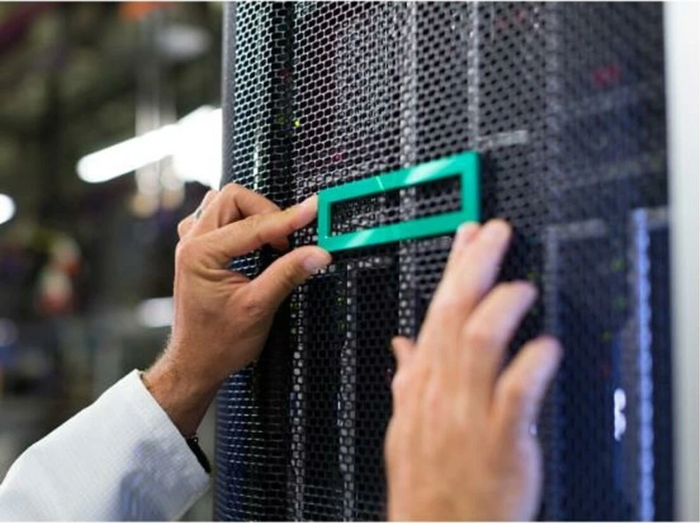 Hewlett Packard (HP) HPE Kabelis SATA P52780-B21