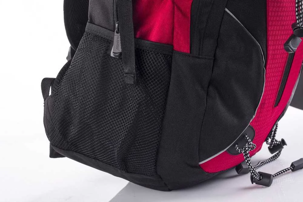 Sportinis kuprinė Mandor 20L, Hi-tec, vėdinama nugaros dalis, atšvaito elementai, juoda-raudona