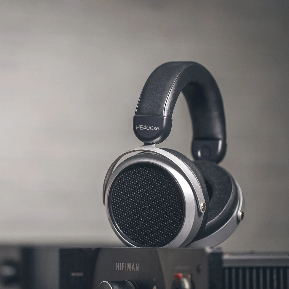Hifiman HE400se ausinės iš šono