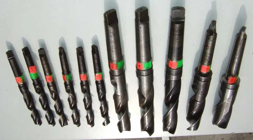 Wiertło Baildon DIN 345 ​​​​RN NWKc 16 mm HSS (S) metalo grąžtas, 218–120 mm (MK2 kotas)