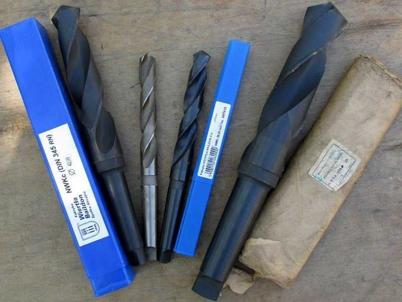 Wiertło Baildon DIN 345 ​​​​RN NWKc 29,5 mm HSS (S) metalo grąžtas, 296–175 mm (MK3 kotas)